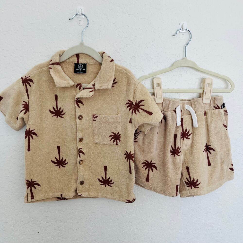 Volcom Boys Palm Tree Terry Cloth Shirt & Shorts Set Size 4T